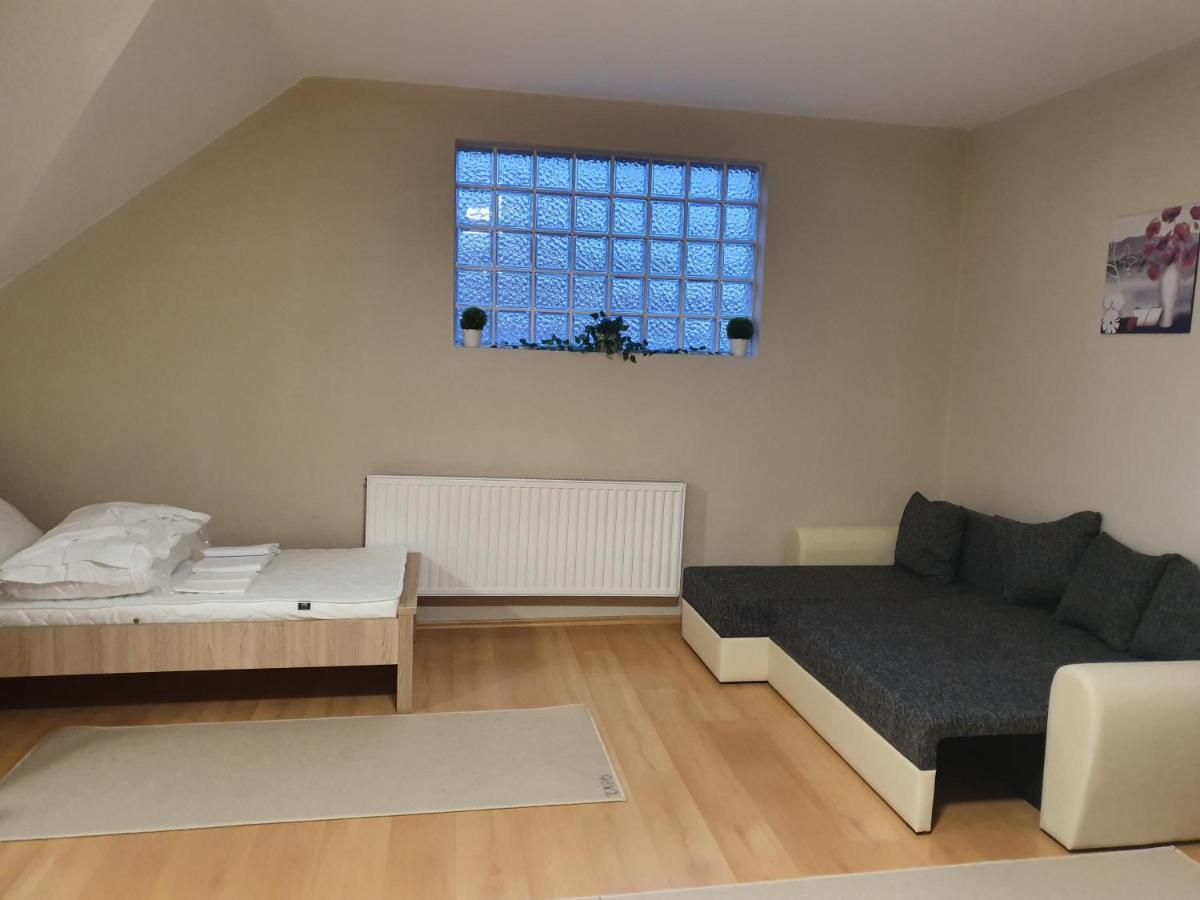 Bella Apartman 塞格德 外观 照片