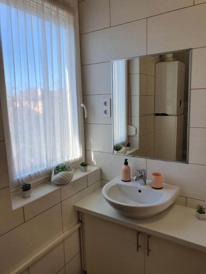 Bella Apartman 塞格德 外观 照片