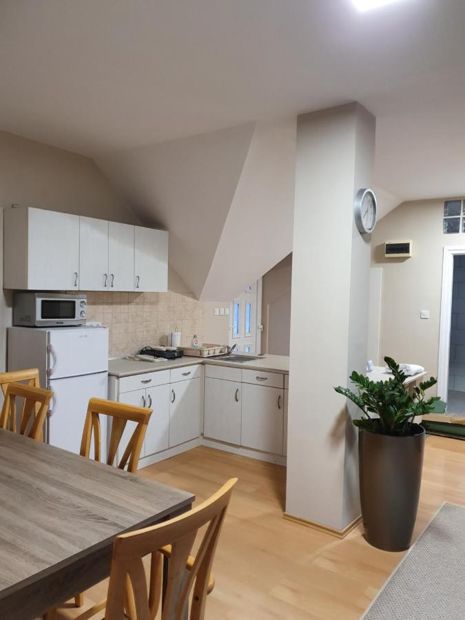 Bella Apartman 塞格德 外观 照片